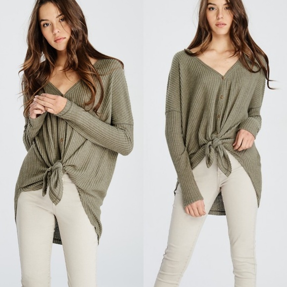 Felicias Tops - NWT Olive Green Thermal Button Down Top